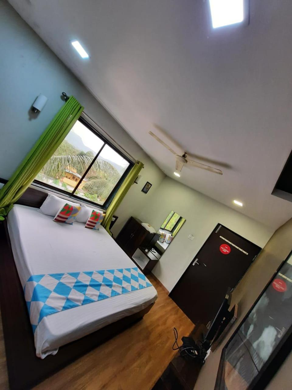 Karla Retreat Resort Lonavala Dış mekan fotoğraf